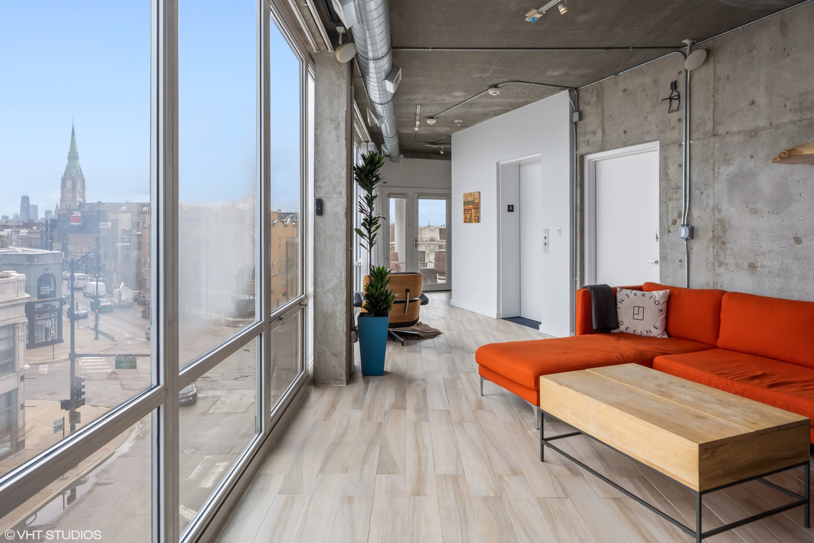 3110 N Greenview Avenue Unit: 4E