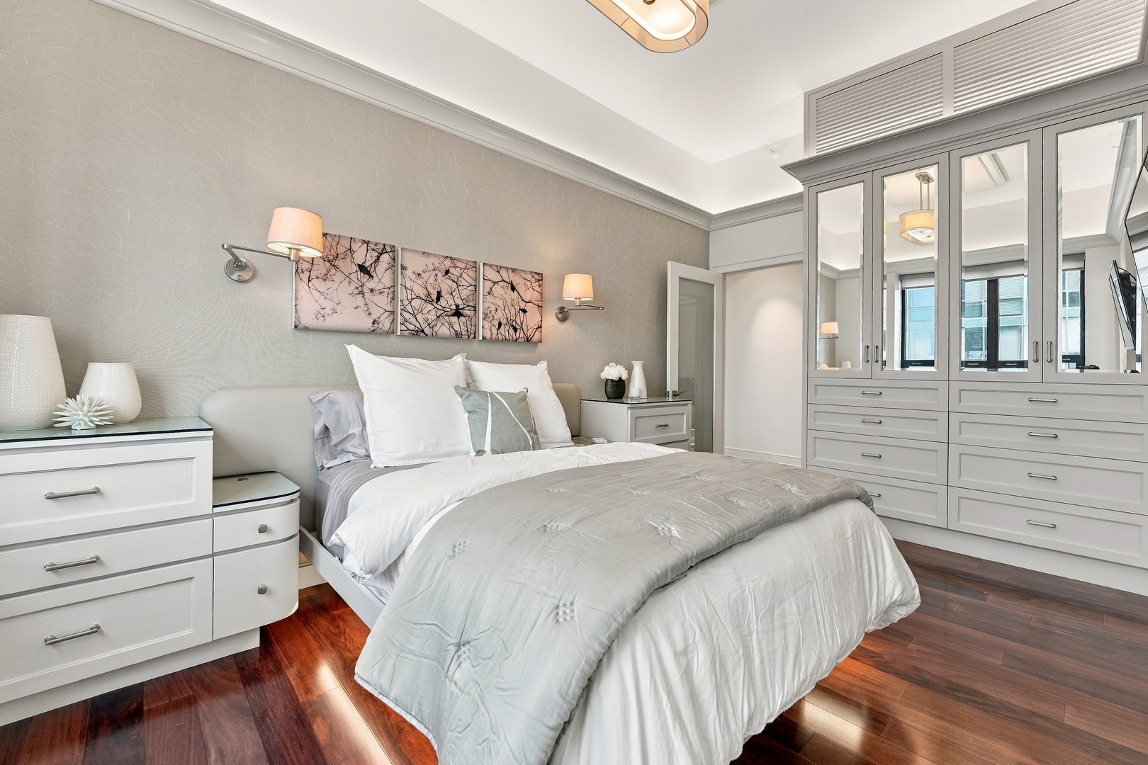 450 E Waterside Drive Unit: 3309