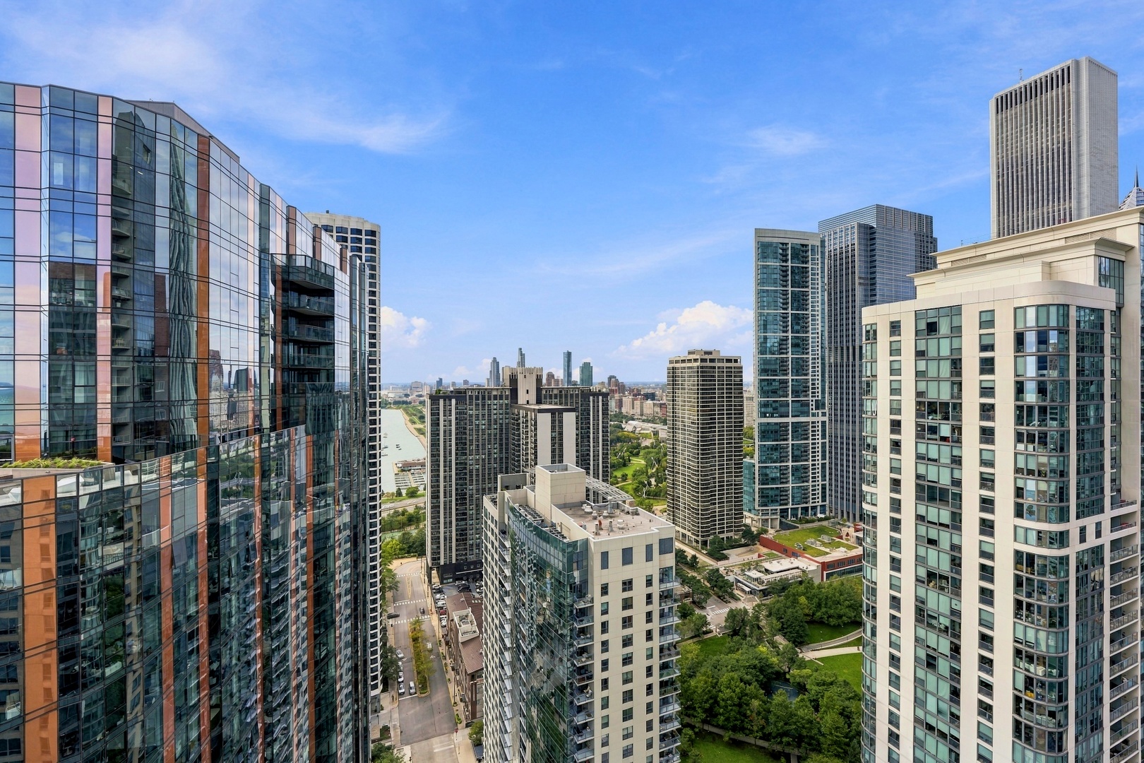 450 E Waterside Drive Unit: 3309