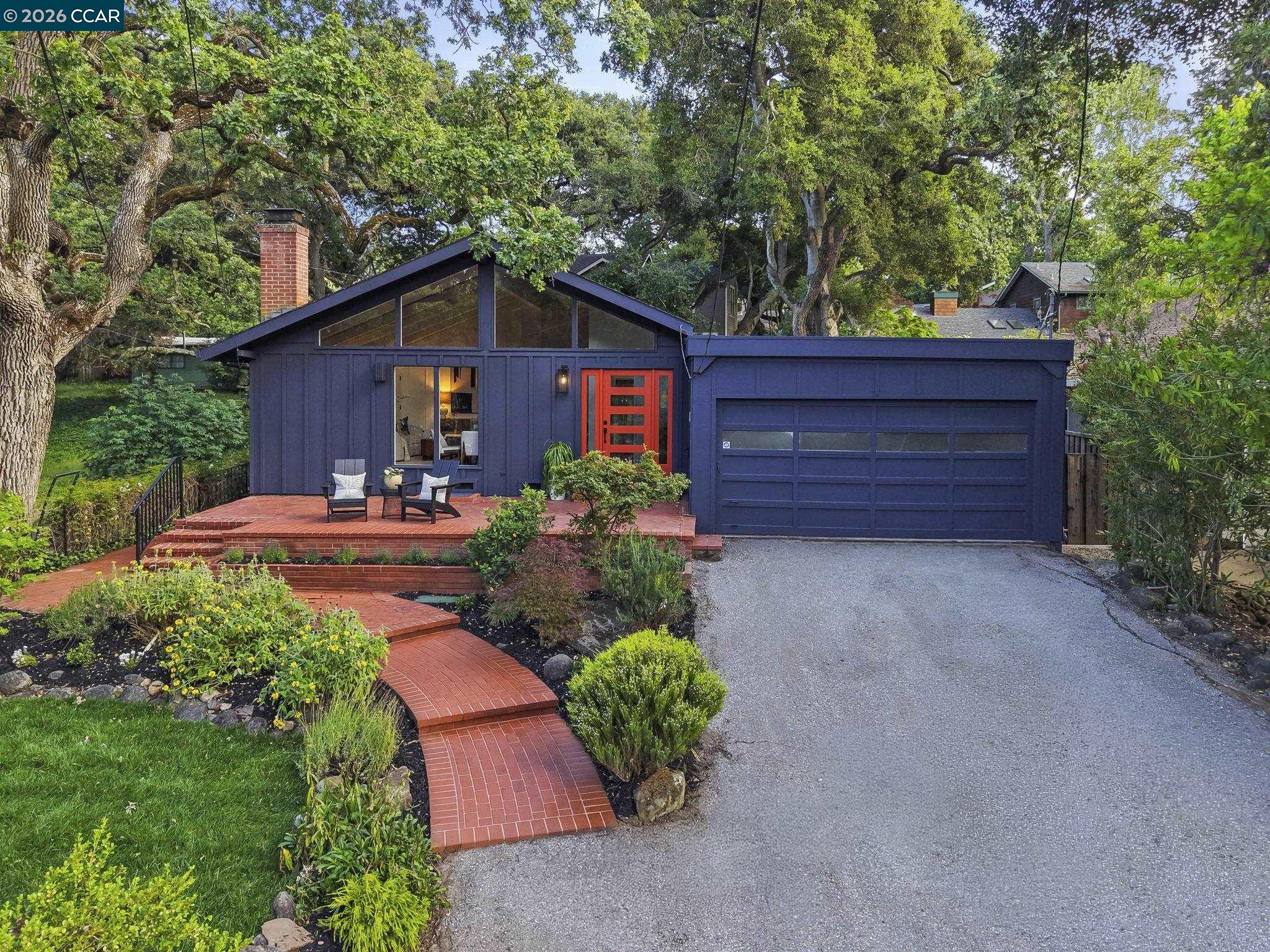 26 Bishop Lane