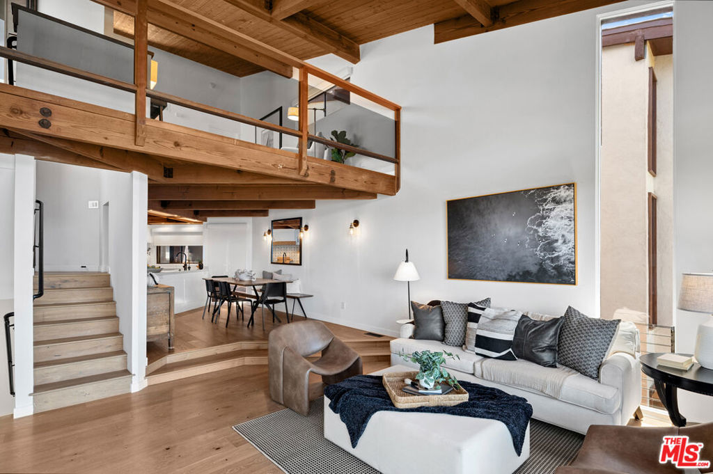 1183 La Mirada Street