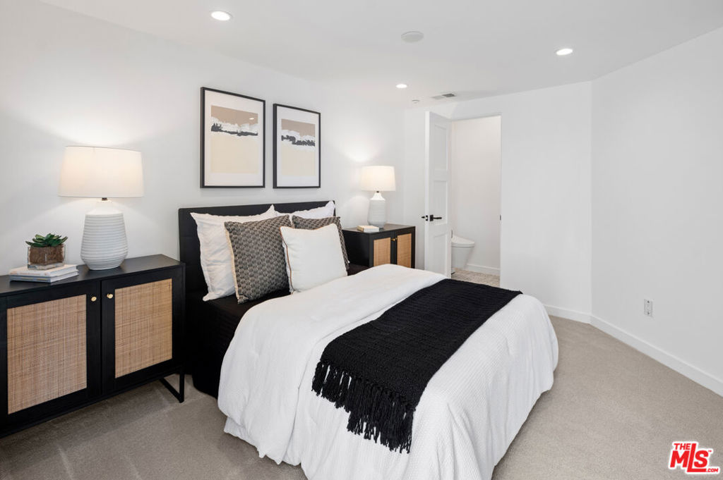 1183 La Mirada Street