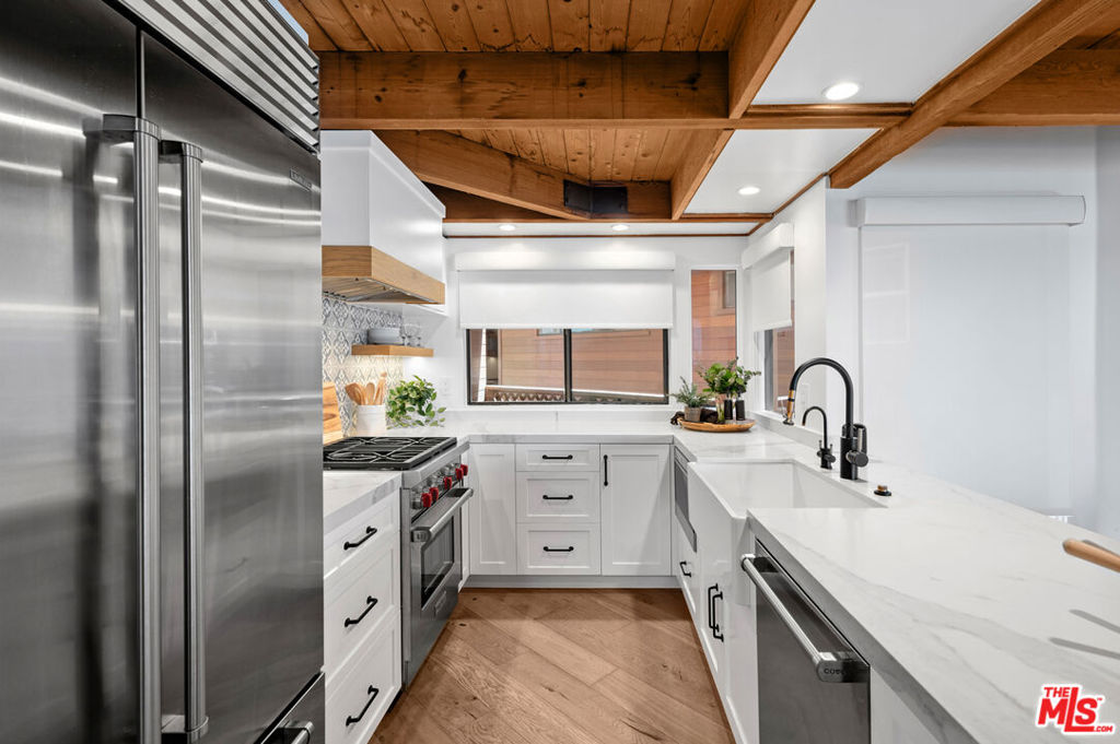 1183 La Mirada Street