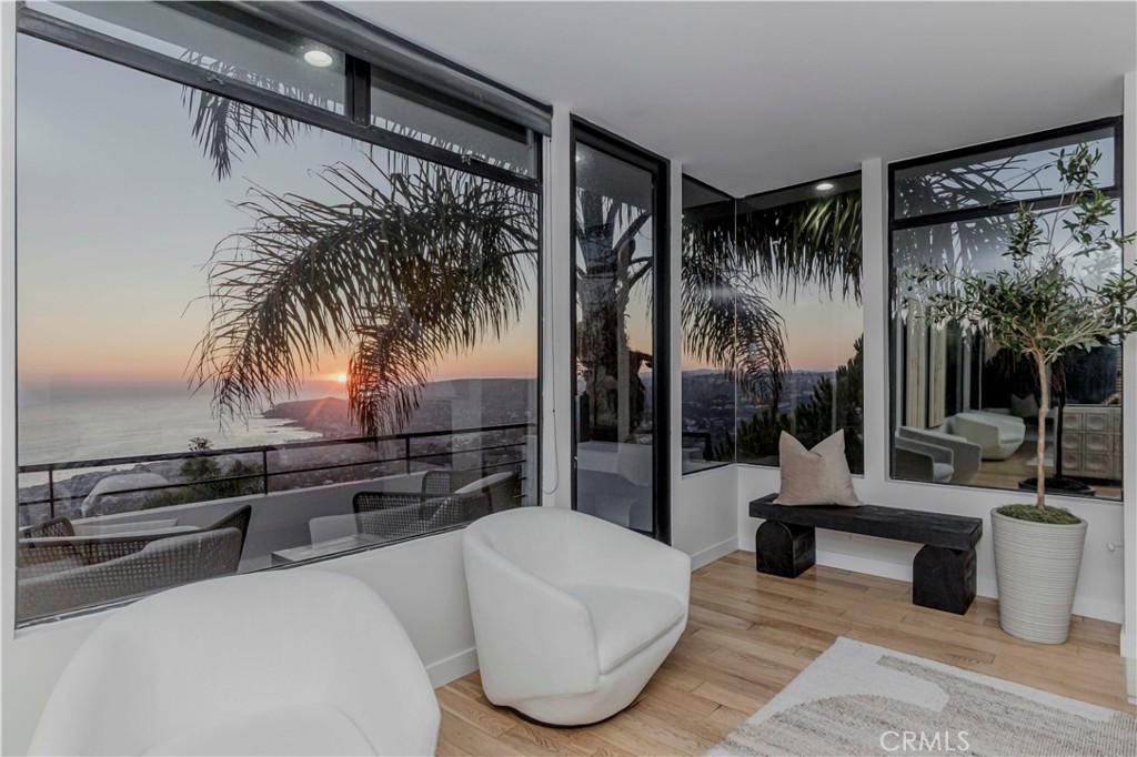 1195 La Mirada Street