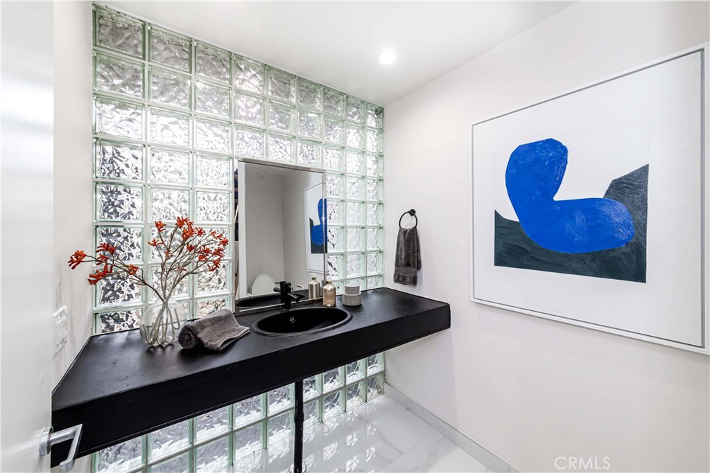 1195 La Mirada Street