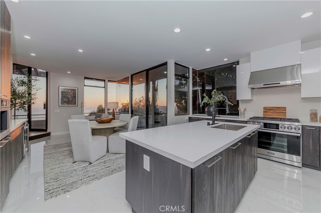 1195 La Mirada Street