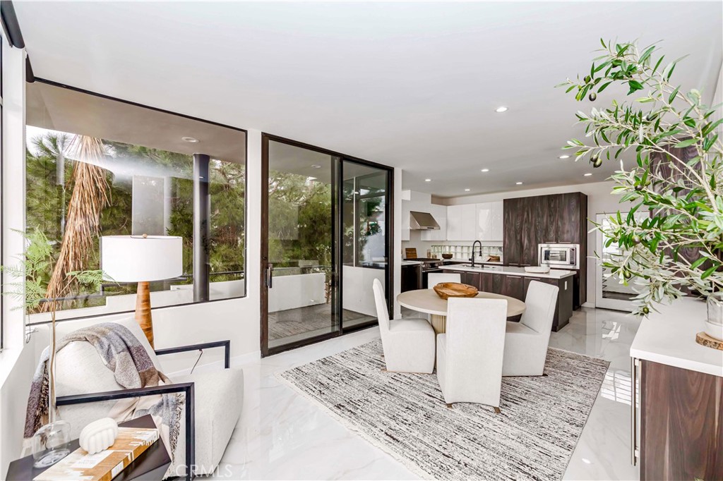 1195 La Mirada Street