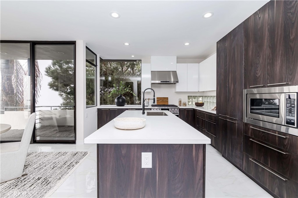 1195 La Mirada Street