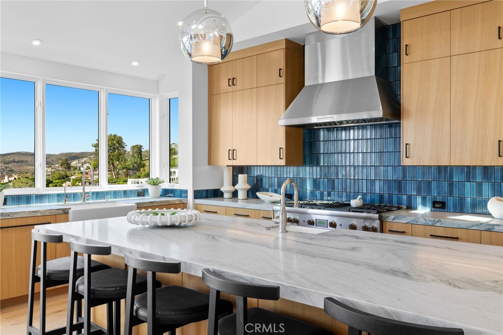 705 Gainsborough Place