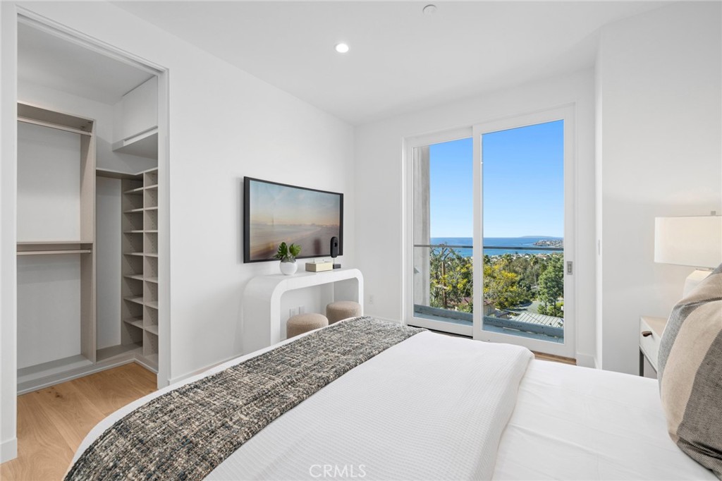 705 Gainsborough Place