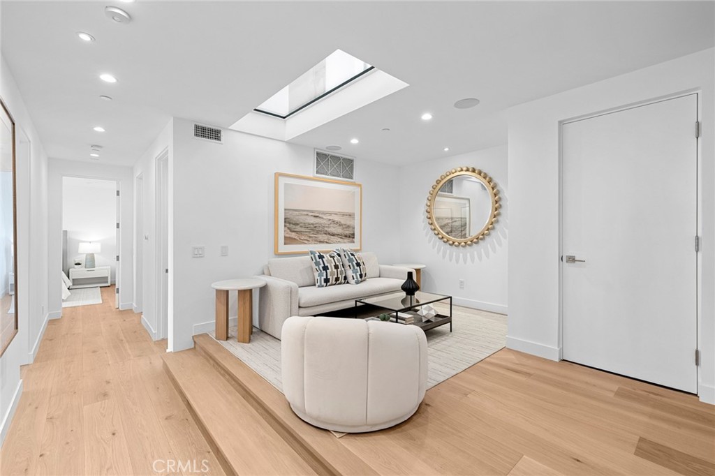 705 Gainsborough Place