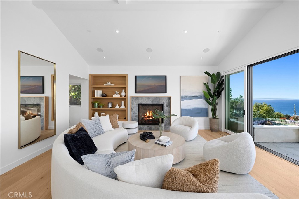 705 Gainsborough Place