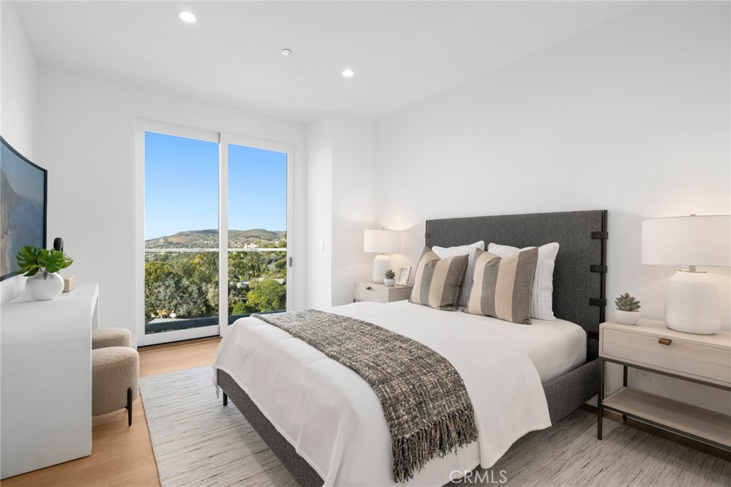 705 Gainsborough Place