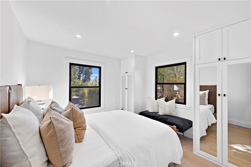 495 El Camino Del Mar