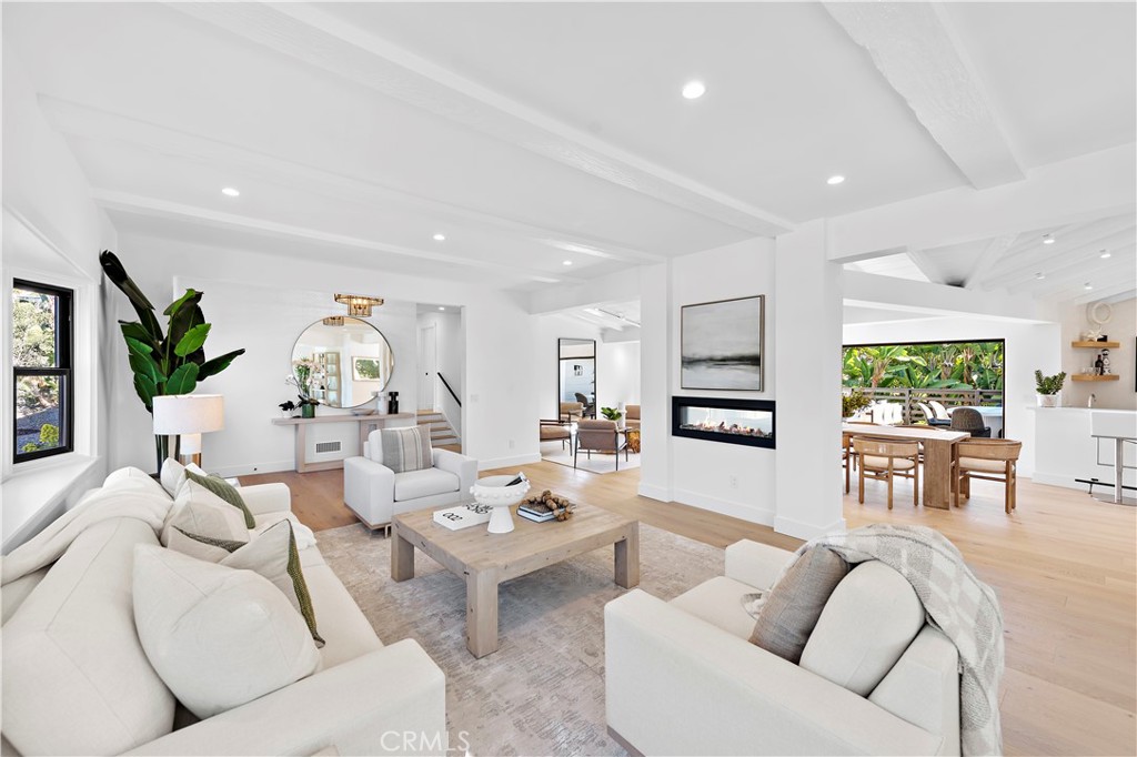 495 El Camino Del Mar