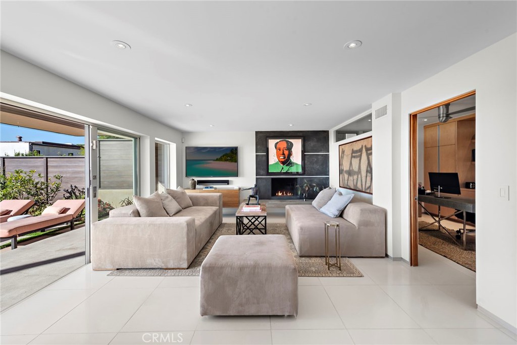 124 Sunset Terrace