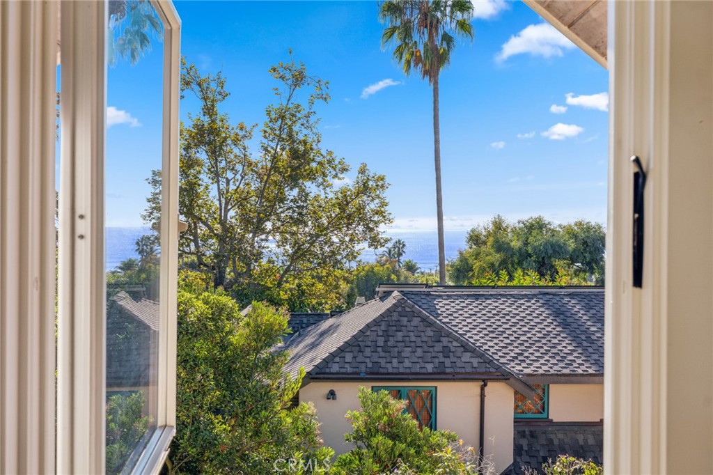 652 Agate Street