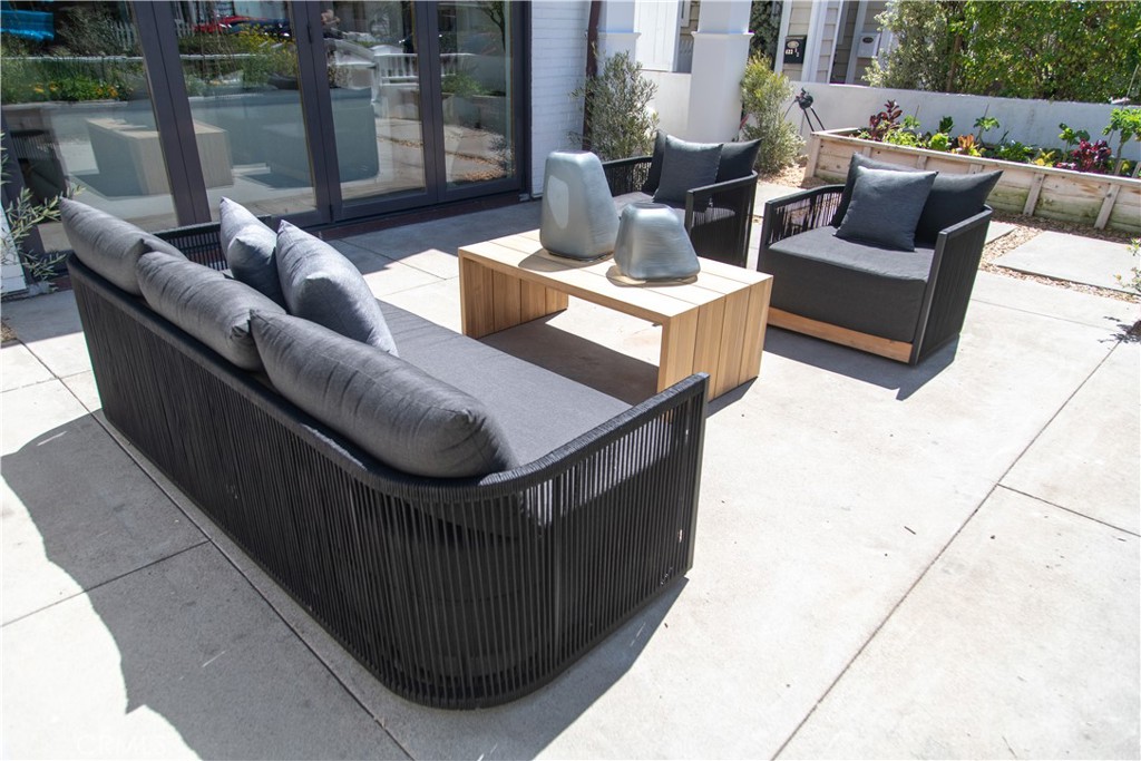 424 Marguerite Avenue