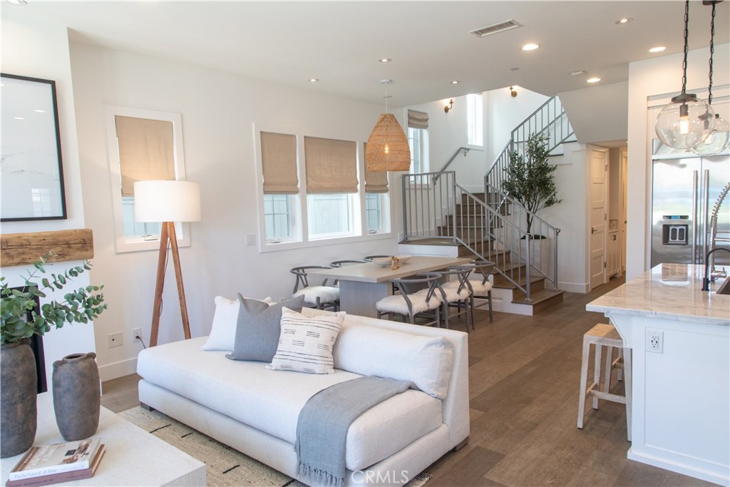 424 Marguerite Avenue