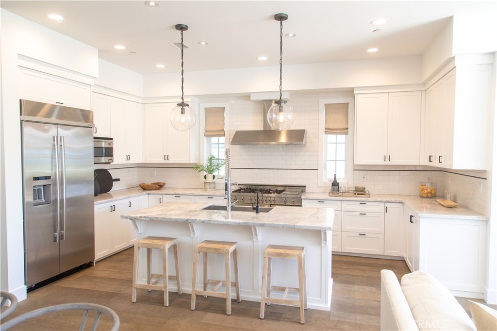 424 Marguerite Avenue