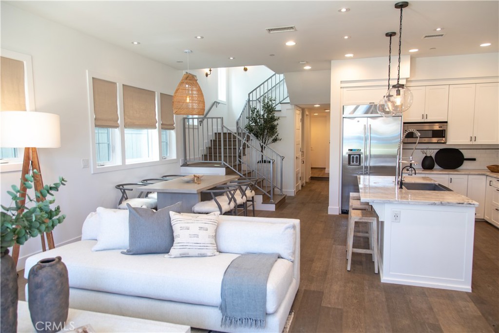 424 Marguerite Avenue