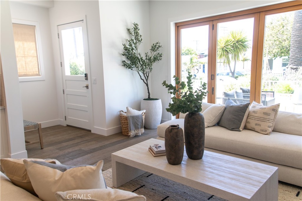 424 Marguerite Avenue