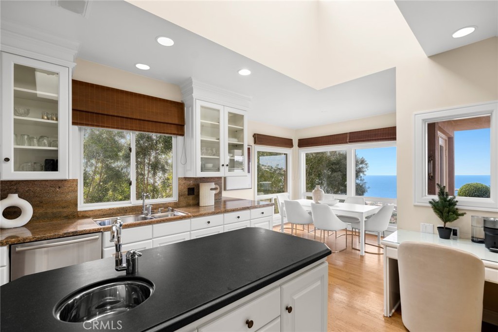 755 Pelican Drive