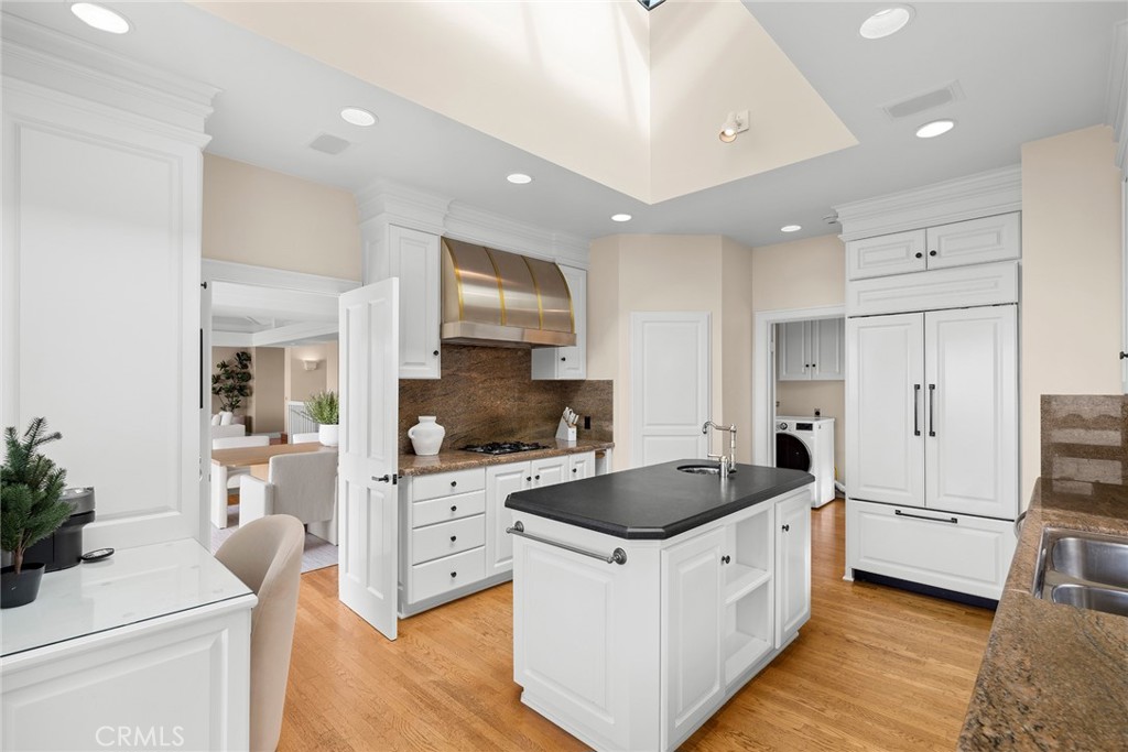 755 Pelican Drive