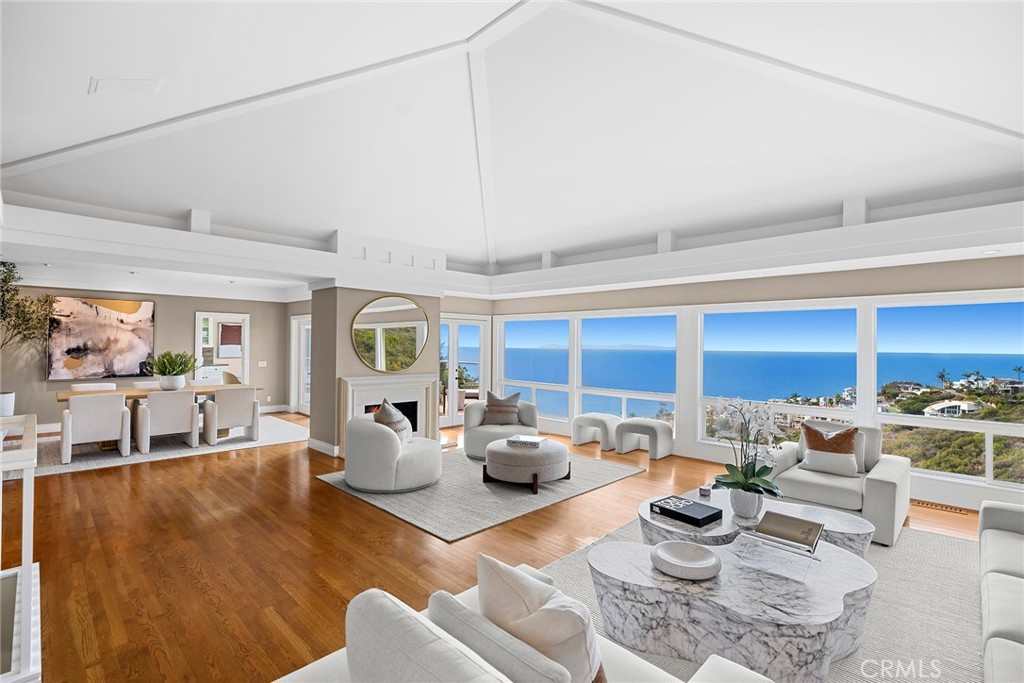 755 Pelican Drive