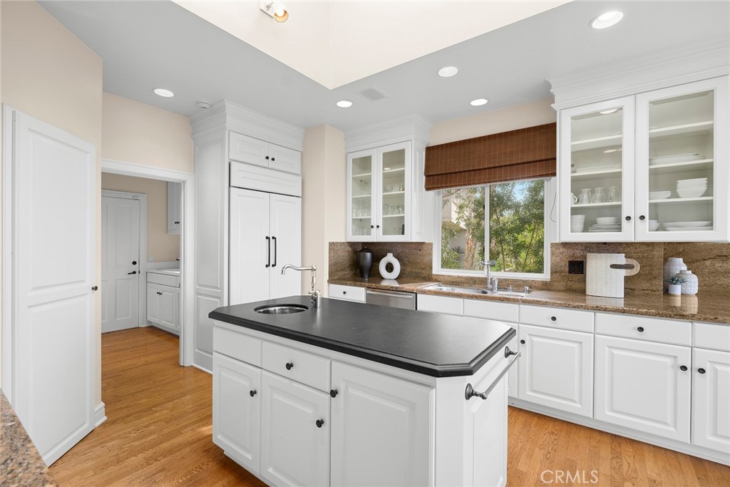 755 Pelican Drive