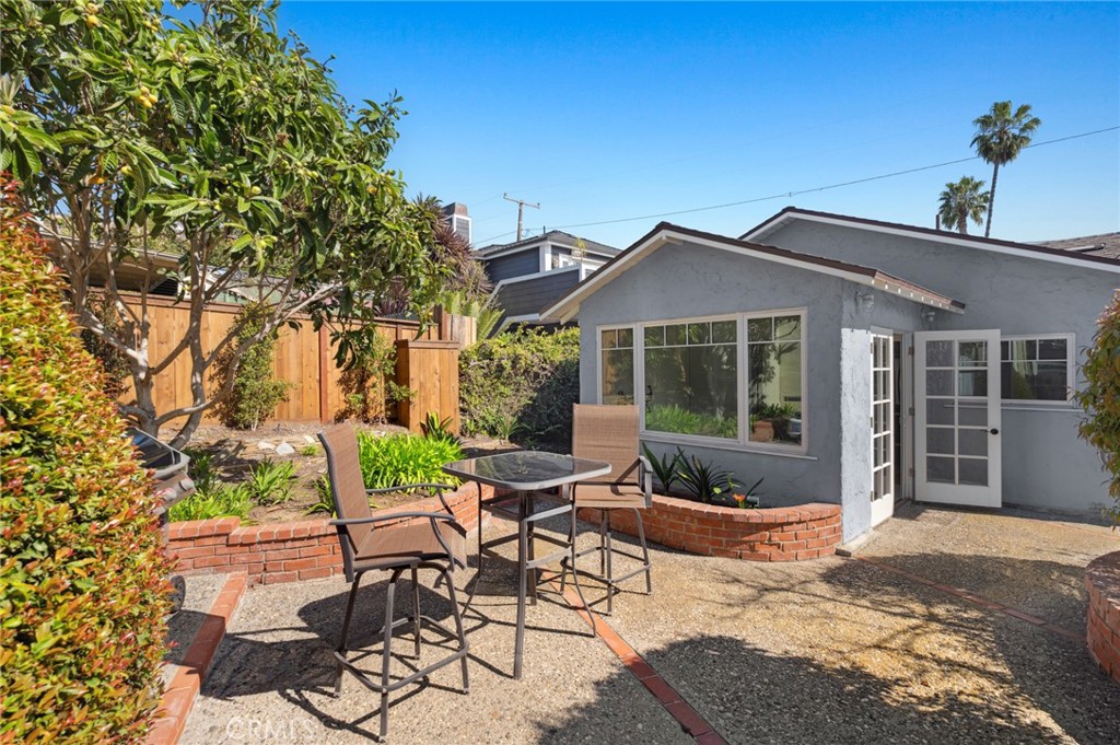 660 Anita Street