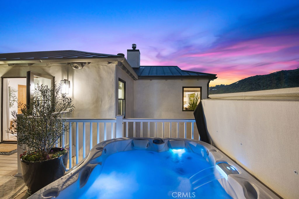 680 Temple Hills Drive