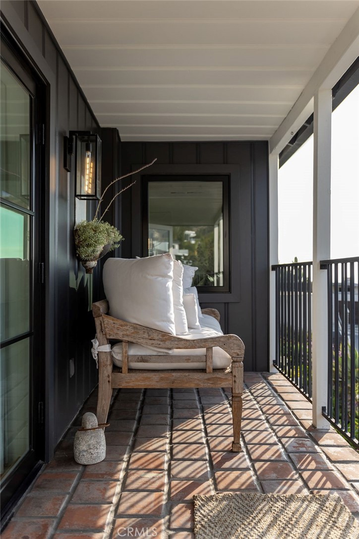 680 Temple Hills Drive