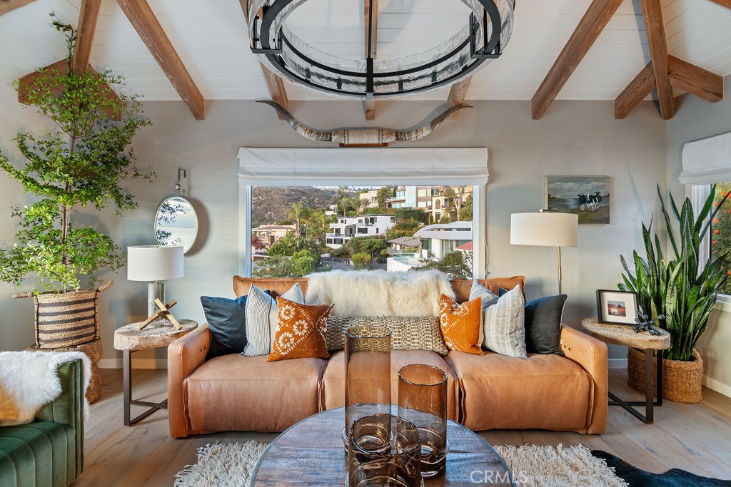 680 Temple Hills Drive