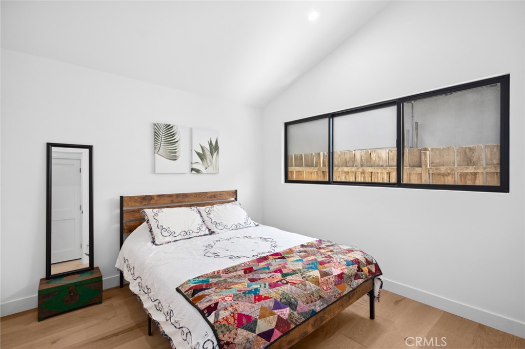 990 Meadowlark Drive