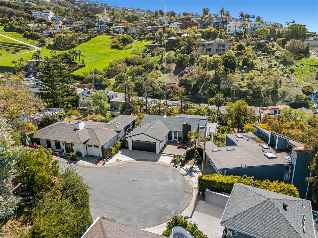 990 Meadowlark Drive