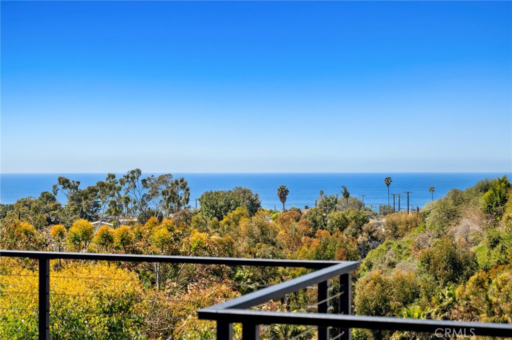 990 Meadowlark Drive