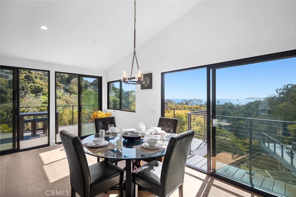 990 Meadowlark Drive