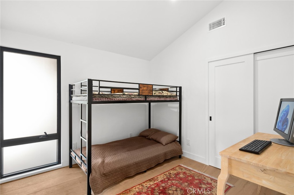 990 Meadowlark Drive