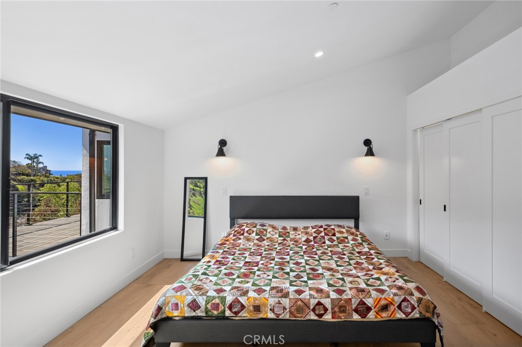 990 Meadowlark Drive