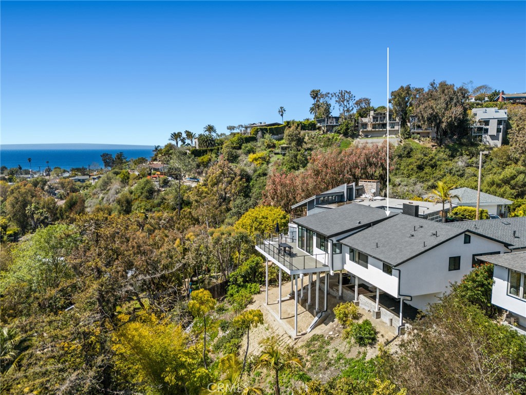 990 Meadowlark Drive
