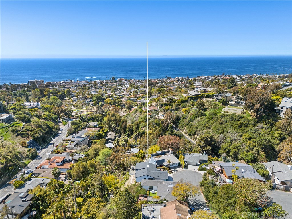 990 Meadowlark Drive