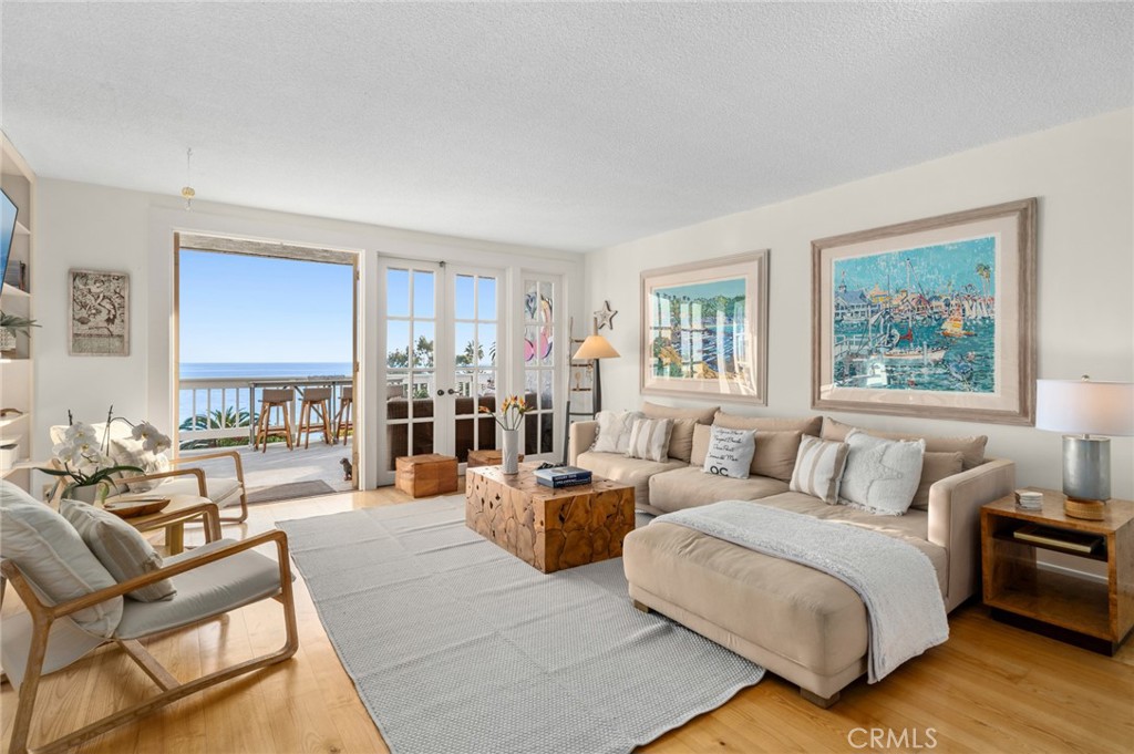 716 Cliff Drive