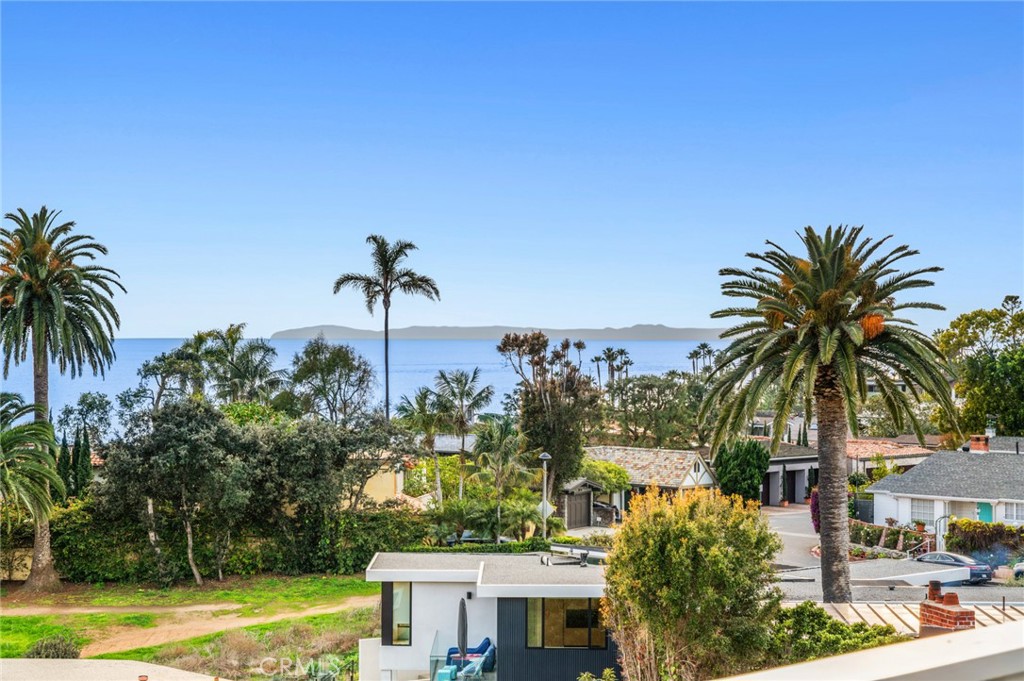 716 Cliff Drive