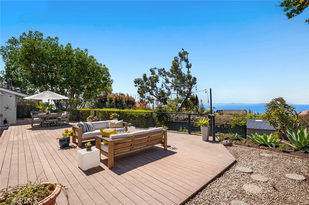 2909 Alta Laguna