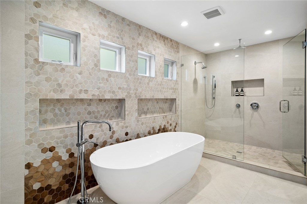 1435 Cerritos Drive