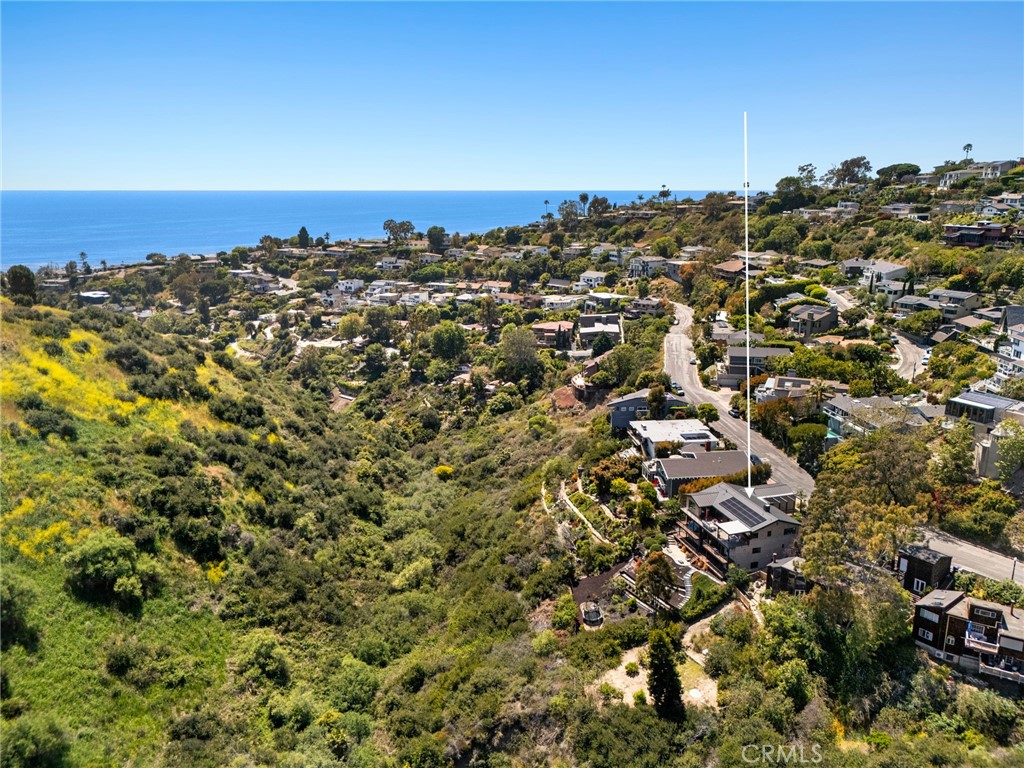 1435 Cerritos Drive