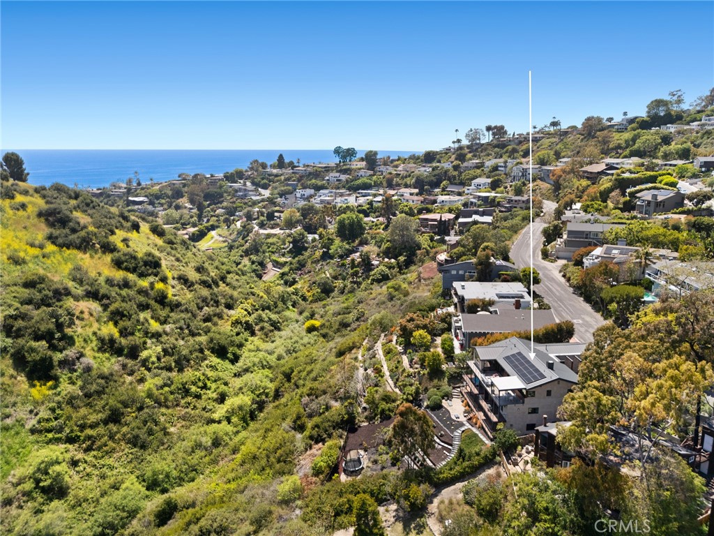 1435 Cerritos Drive