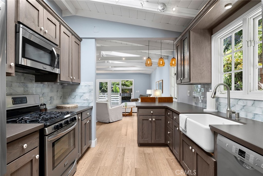 1310 Bluebird Canyon