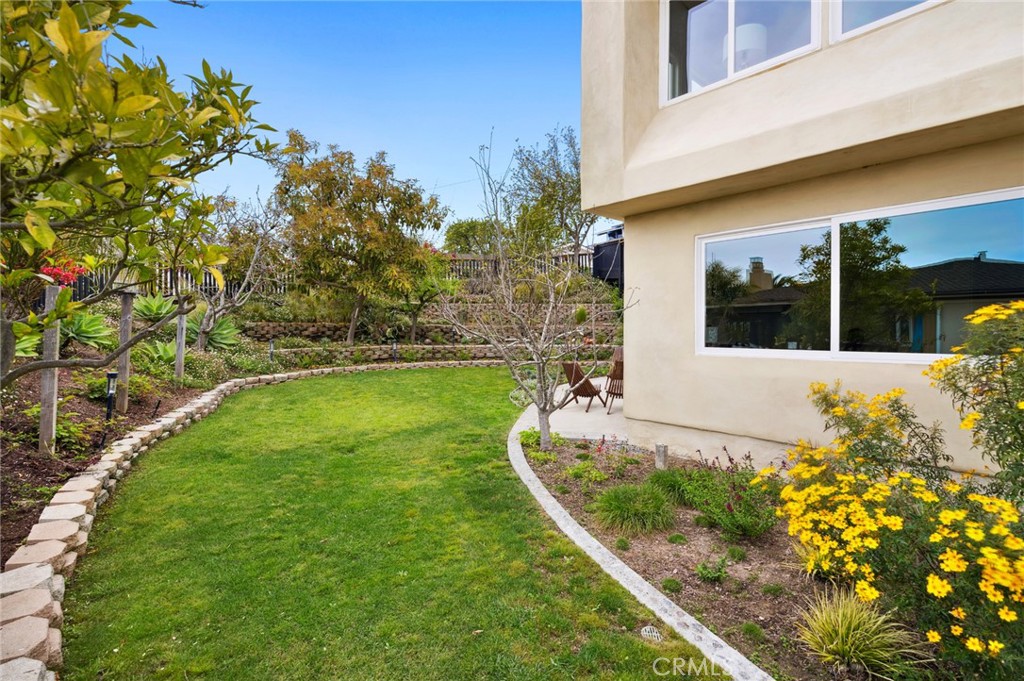 2888 Bernard Court